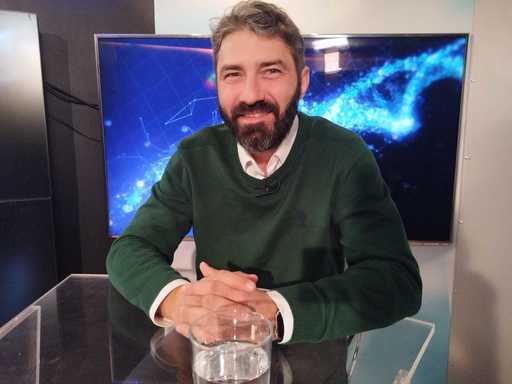 Dr. Victor Cristian Diaconu, medic primar de chirurgie bariatrică: Pacienţii nu slăbesc ”peste noapte” după chirurgia bariatrică. Nici îngrăşatul nu a fost peste noapte, deci slăbitul va fi la fel. O sută de kilograme se pierd într-un an