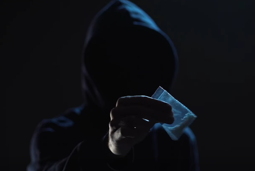 Primăria Capitalei a dat startul celei mai mari campanii de conştientizare şi prevenire a consumului de droguri/ Video de impact în autobuze şi metrou cu viaţa la răscruce a unui adolescent pus în faţa unei alegeri: drogurile sau viaţa - VIDEO