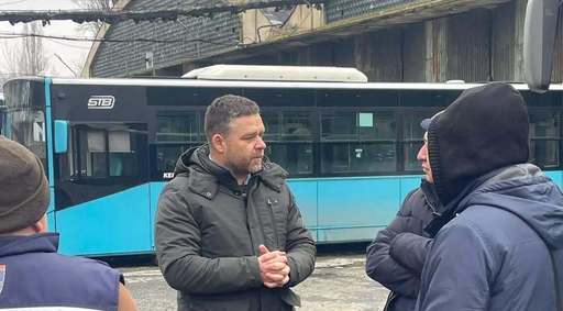 Ciucu, după anunţul STB privind măsurile de redresare: Le voi analiza temeinic. Dacă nu sunt suficiente, voi veni cu propuneri suplimentare. E bine că au inclus reducerea directorilor cu 50%. Cred că e loc de mai mult/ Remarca primarului