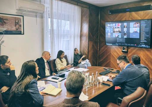 Oana Ţoiu anunţă că va fi suplimentat numărul operatorilor de la Bucureşti, în contextul situaţiei provocate de conflictul din Orientul Mijlociu: Este clar că sunt necesare resurse adiţionale, mai ales în momente sensibile/ Recomandarea ministrului