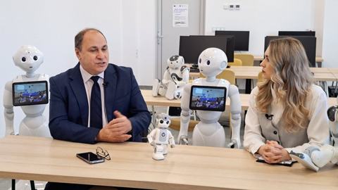 Cine este Mihai Dimian, noul ministru propus la Educaţie: Rector la Universitatea Ştefan cel Mare din Suceava, doctor în Inginerie Electrică / Electronică la Universitatea Maryland, dublu licenţiat în fizică şi matematică / Nu e membru de partid