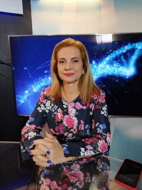 Dr. Elena Claudia Teodorescu: Autopalparea sânilor este importantă, dar nu ţine locul investigaţiilor preventive
