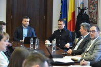 Ciprian Ciucu: M-am întâlnit cu Robert Negoiţă, primarul Sectorului 3. Ideea este să ne compatibilizăm viziunile şi să stabilim ce facem mai departe/ Primarul general a enumerat câteva proiecte asupra cărora au căzut de acord