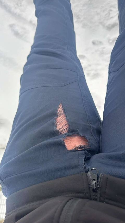 Sindicatul Europol reclamă că pantalonii de la uniformele poliţiştilor se rup, iar Poliţia plăteşte zeci de milioane de lei/ IGPR: Furnizorii au prezentat buletine de analiză/rapoarte de încercare, iar parametrii s-au încadrat în specificaţiile tehnice