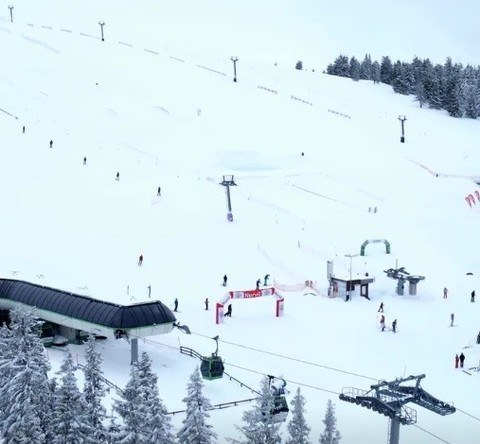 Domeniul schiabil Transalpina-Voineasa va fi deschis anul acesta de Paşti/ Vor fi ultimele zile de schi din acest sezon