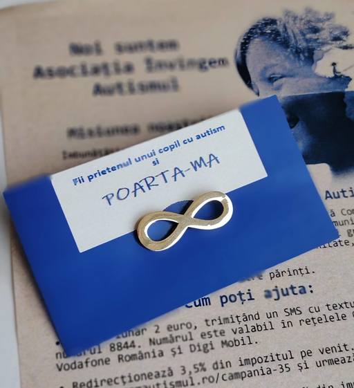 De Ziua Internaţională a Conştientizării Autismului, Asociaţia ”Învingem Autismul” lansează campania „Poartă-mă în Aprilie”: Purtarea pinului infinitul auriu, simbolul autismului, devine o declaraţie de empatie 

