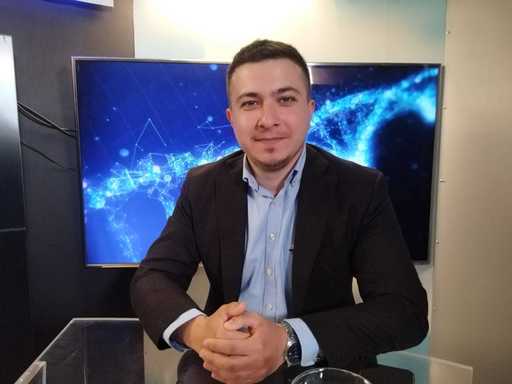 Dr. Gabriel Crâşmariu: Şi vapatul este dăunător arterelor. Nu sunt, într-adevăr, studii pe termen lung, cert este că provoacă inflamaţie la nivelul peretelui intern vascular