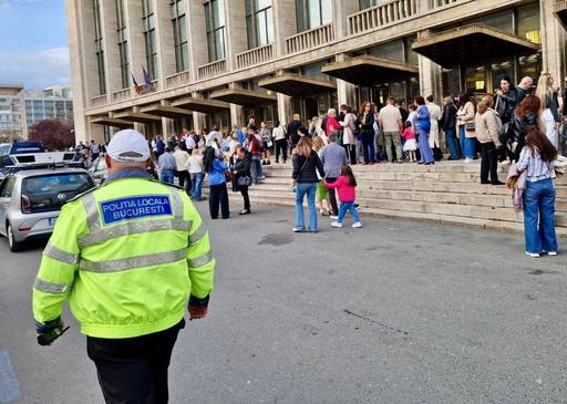 Poliţia Locală Bucureşti, peste 4.000 de sancţiuni, în valoare totală de aproape 4 milioane de lei, în aprilie, pentru neregulile constatate: „Intervenim unde legea este ignorată şi unde bunul-simţ a fost lăsat deoparte!”
