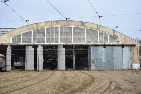 Primăria Capitalei anunţă amenajarea a 122 de staţii de încărcare pentru autobuzele electrice, în trei depouri. Investiţia se ridică la 96 de milioane de lei, bani de la bugetul local