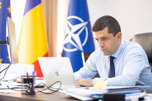 Radu Miruţă, despre proiectilul găsit la Pardina: Nu am mai întâmpinat astfel de situaţii până acum. Se fac analize, pentru a încerca să identificăm care este sursa / Poate fi căzut de pe o dronă, de pe un avion de vânătoare