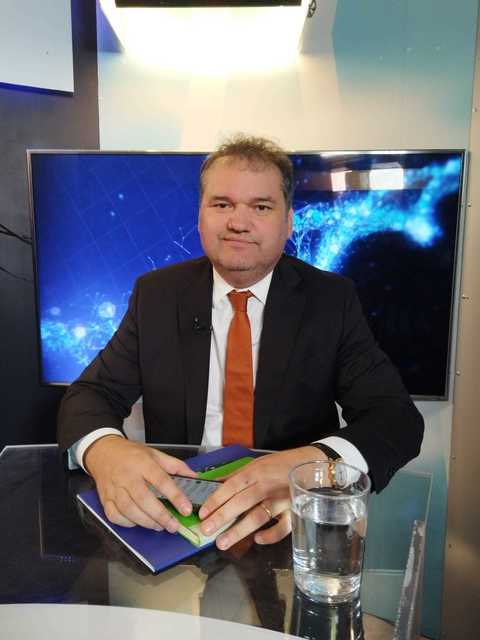 Cseke Attila: Sistemul prin care am raportat totul la numărul de paturi din spitale, din punctul meu de vedere poate fi şi trebuie abandonat şi trebuie venit cu un sistem în care plătim servicii
