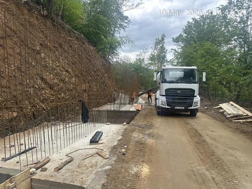 Stadiul lucrărilor la „Drumul Regelui”, o viitoare şosea de 42 de milioane de euro din Munţii Zarandului, între Arad şi Hunedoara/ Preşedinte CJ Arad: Odată finalizat, va deschide noi oportunităţi/ Imagini spectaculoase de pe şantier - FOTO