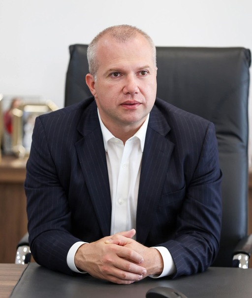 Dronă prăbuşită în Galaţi - Primarul Galaţiului spune că structura blocului nu este afectată, din ce s-a văzut cu lanternele. Este aşteptat un raport / Situaţia adăposturilor antiaeriene din oraş este foarte bună