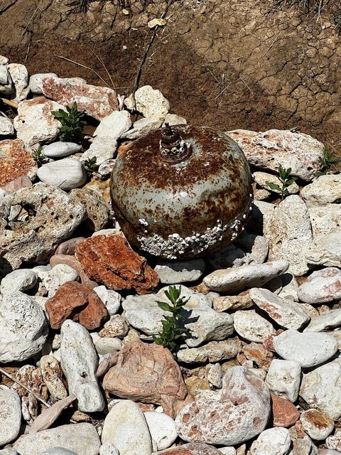 Mină marină descoperită pe plaja dintre Vama Veche şi 2 Mai, detonată de scafandrii militari - FOTO, VIDEO