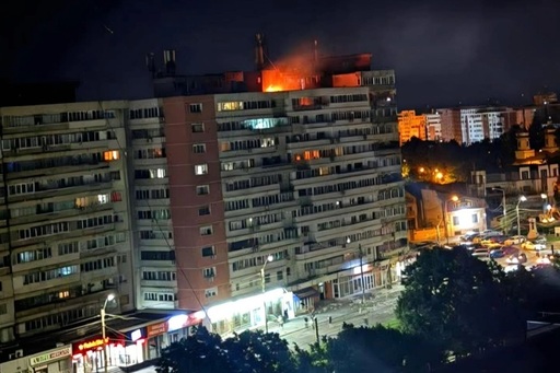 Furnizarea gazelor a fost reluată în blocul din Galaţi afectat de explozia unei drone/ Şase apartamente nu sunt încă realimentate