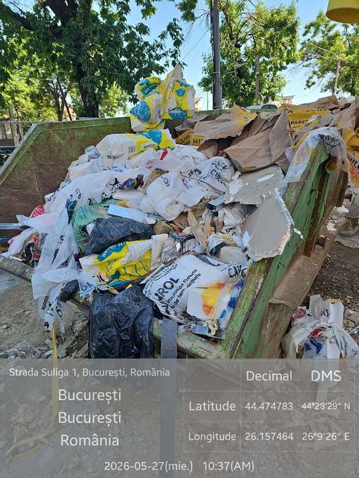 Mai multe şantiere de construcţii din Sectorul 2, vizate de controale ale Gărzii de Mediu / Au fost găsite deşeuri depozitate necorespunzător / Valoarea amenzilor se ridică la 90.000 de lei - FOTO
