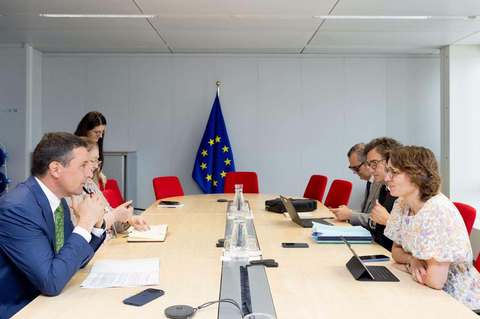 Tánczos Barna: Am adus în atenţia comisarului european pentru mediu, Jessika Roswall, problema urşilor/ Am convenit ca experţi din România să prezinte la Bruxelles rezultatele studiului ştiinţific privind populaţia de urşi, bazat pe probe genetice