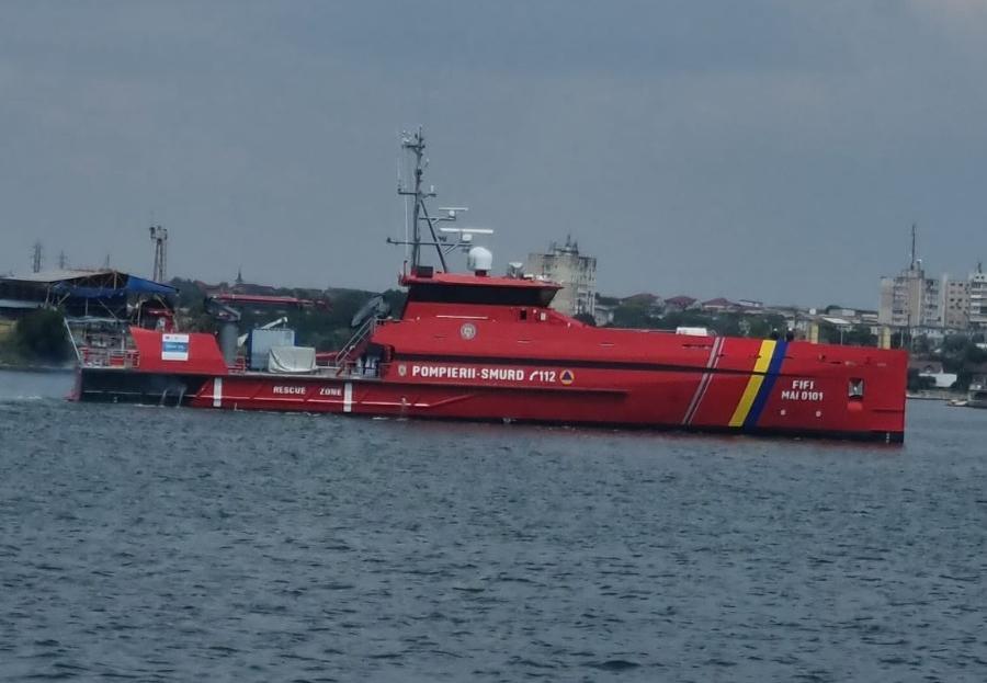 IGSU explică de ce nu au fost utilizate navele multirol din dotarea instituției la incendiul de la bordul petrolierului Gas Lisbon, aflat în Marea Neagră: În astfel de situații, orice decizie operativă are ca prioritate protejarea vieții salvatorilor