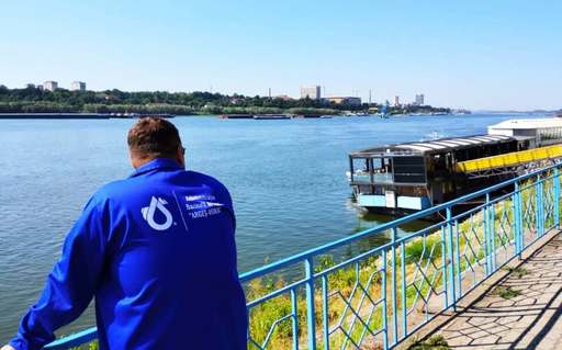 Probleme cu traficul pe Dunăre - Din cauza cotelor scăzute, încărcătura navelor e redusă şi la jumătate din capacitate. Tranzitul pe canalul Sulina în primele şase luni se menţine însă la nivelul lui 2025. Ce spun armatorii. Explicaţiile specialiştilor