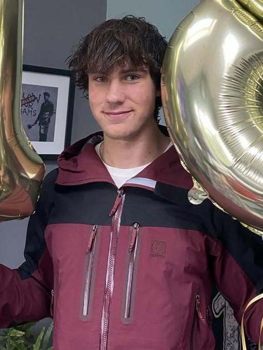 Oase umane, găsite în zona Valea Ciubotea din Munţii Bucegi - Poliţia din Avon şi Somerset a anunţat că ar fi rămăşiţele tânărului student George Smyth, dispărut în noiembrie 2025 / Familia a mulţumit salvamontiştilor români