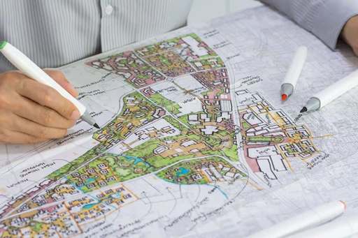 Codul Urbanismului introduce o taxă pentru marii dezvoltatori imobiliari, din care se construiesc infrastructură, creşe, drumuri sau utilităţi/ Cseke Attila: Noile cartiere trebuie să însemne şi drumuri, utilităţi, şcoli şi spaţii verzi