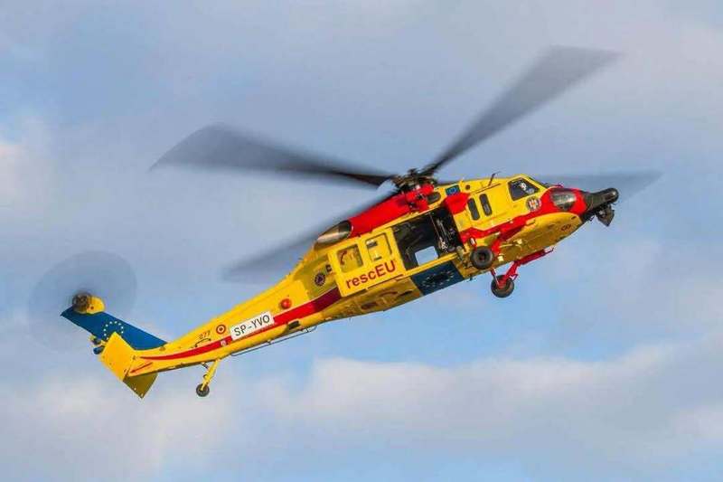 DSU: Elicopterul Black Hawk rescEU a început deplasarea către Serbia. Modulul terestru românesc urmează să plece în scurt timp - VIDEO