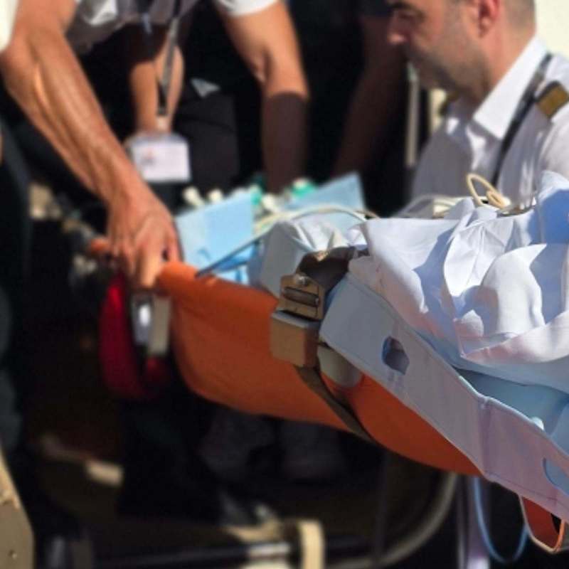 Băieţel român în vârstă de de 6 ani, victima unui accident produsla Budapesta, adus în ţară înainte de a fi deconectat de la aparate în spital, în Ungaria. Asociaţia Blondie, care s-a ocupat de transfer: A fost cel mai greu zbor