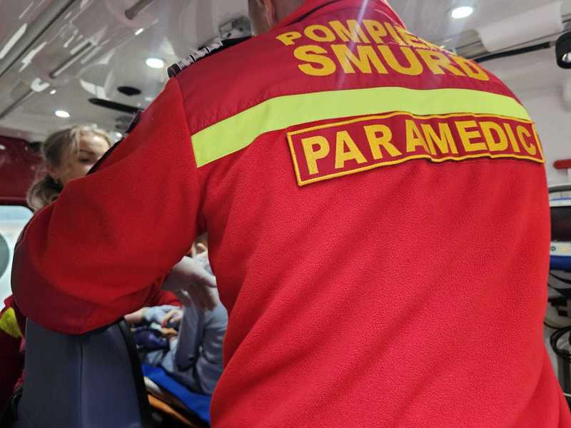 Lecţii gratuite de prim ajutor oferite de voluntari SMURD în centrul Capitalei, luni după-amiază
