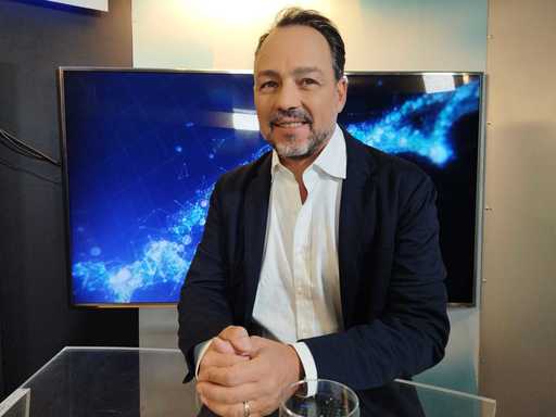 Dr. Cătălin Badiu: Am introdus în portofoliul nostru o tehnică minim-invazivă de revascularizare coronariană, deci bypassul coronarian, dar care este completă, deci este pentru toate vasele de sânge