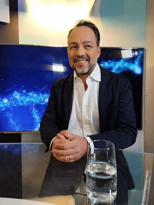 Dr. Cătălin Badiu: Suntem într-o ţară în care, că e vorba de bagajul genetic, că e vorba de modul în care ne alimentăm, că e vorba de stresul de zi cu zi, toate lucrurile acestea fac ca noi să trăim într-o zonă cu risc cardiovascular crescut