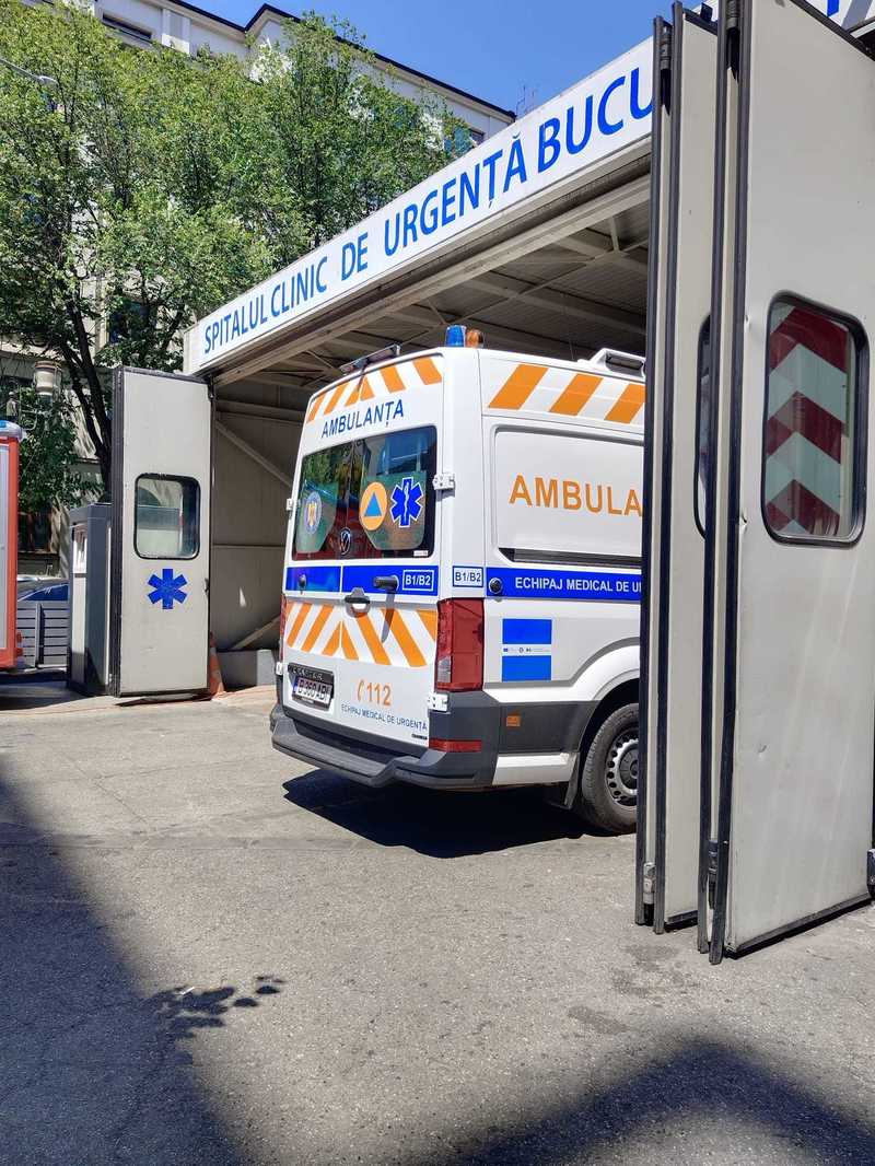 Nu sunt locuri pentru marii arşi în Capitală Spitalele care internează astfel de pacienţi au capacitatea depăşită La Spitalul Floreasca unitatea de arşi încă nu este gata