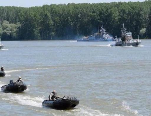 MApN: Exerciţiu cu 350 de militari, peste 20 de nave şi ambarcaţiuni rapide pe braţul Sfântu Gheorghe, la gurile de vărsare ale Dunării/ Echipajele se antrenează pentru situaţii de criză, în condiţii dificile