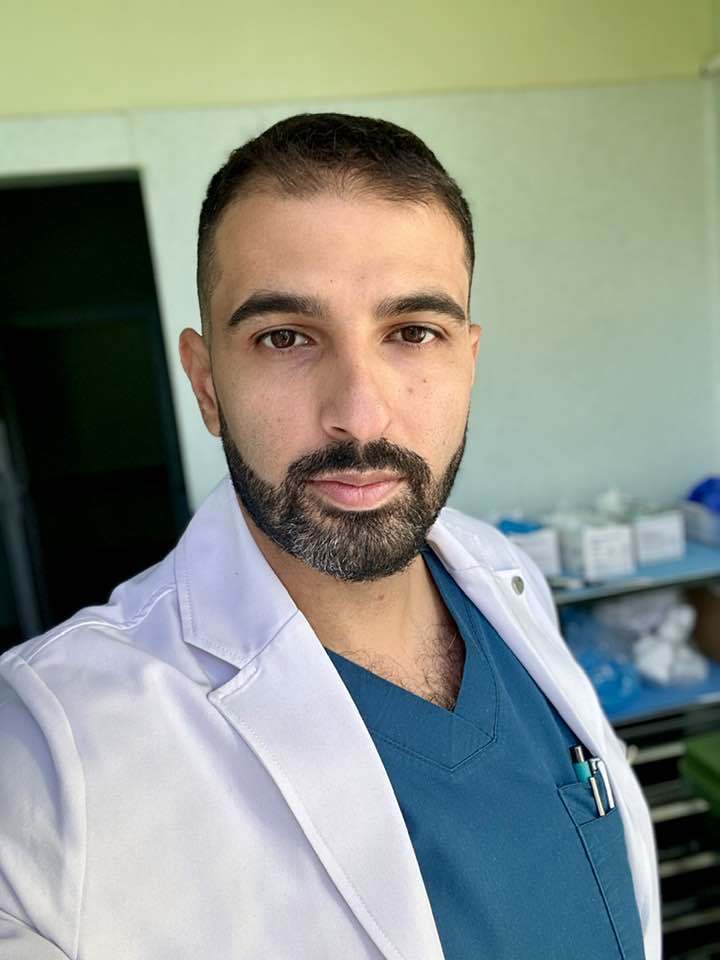 Medic israelian stabilit în România: În ultimele zile am văzut medici îngenuncheaţi de durerea propriei neputinţe / În Gaza nu e apă, nu e curent electric, nu e mâncare, iar civilizaţia pare că s-a stins într-o beznă adâncă