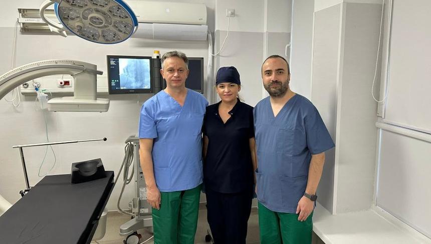 Implantare de stimulatoare cardiace permanente, la Spitalul Judeţean Suceava / Prima intervenţie – un pacient de 66 de ani - FOTO