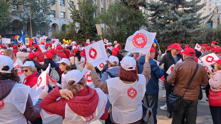 Sanitas anunţă declanşarea conflictului colectiv de muncă / De luni se vor strânge semnături