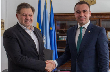Ministrul Bogdan Ivan, după suplimentarea bugetului pentru digitalizarea CNAS: 100 de milioane de euro vor fi folosite pentru ca sistemul de gestiune al cardurilor de sănătate să nu mai înregistreze niciodată blocaje
