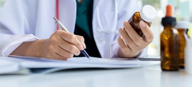 EMA recomandă autorizarea a 12 noi medicamente în UE
