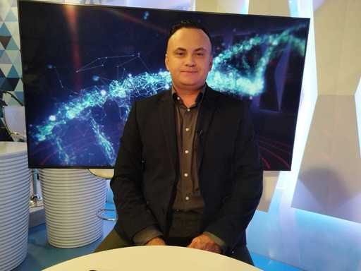Medicul Adrian Marinescu, despre starea de sănătate a actorului Florin Piersic: Din fericire, nu numai că suntem încrezători, ba chiar avem motive să ne gândim că evoluţia a fost bună / E un pacient fragil care poate să pună probleme

