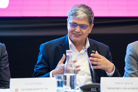 Marcel Boloş: Deşi nu abundăm de resurse financiare, am găsit soluţiile pentru ca sănătatea să nu fie afectată / Discuţii cu CNAS şi Ministerul Sănătăţii pentru finanţarea serviciilor de dializă, radioterapie şi pompe de insulină pentru copii

