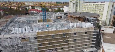 Rafila: În momentul de faţă, toate trei spitale de Mari Arşi sunt în construcţie. Timişoara e pe la 70%, cel puţin, grad de realizare şi va fi gata la începutul anului viitor/ De ce merg mai greu lucrările la centrul de la Spitalul Grigore Alexandrescu