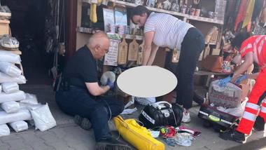 O femeie care a suferit un stop cardiac la Praid, resuscitată de către Raed Arafat şi de un medic aflat în timpul liber / Pacienta, preluată de un elicopter - FOTO
