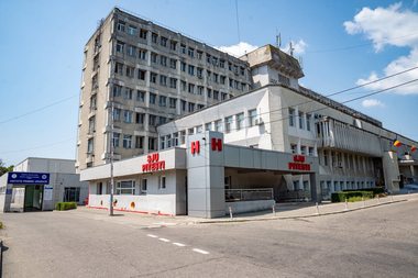 Testări gratuite pentru depistarea precoce a cancerului de col uterin la Spitalul Judeţean de Urgenţă Piteşti / Program naţional pentru cinci ani în opt spitale / Se adresează femeilor cu vârsta cuprinsă între 25-64 de ani