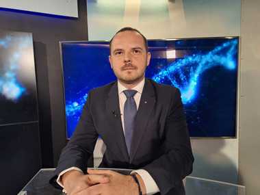 Alexandru Rogobete, ministrul Sănătăţii: Sub nici o formă nu se vor închide spitale. Intenţia noastră este ca o parte din paturile de spitalizare continuă să fie transformate în paturi de spitalizare de zi