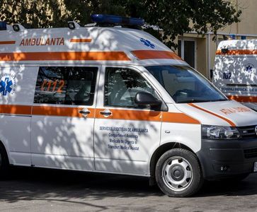 Alexandru Rogobete: Transmit întreaga mea recunoştinţă tuturor celor care lucrează în cadrul serviciilor de ambulanţă. Vă mulţumesc pentru sutele de zile şi nopţi în care aţi fost acolo pentru pacienţi


