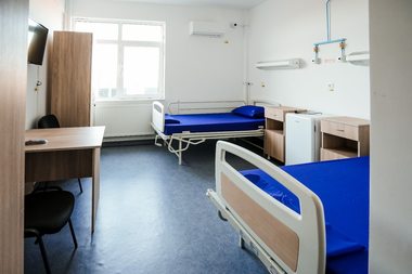 Corp nou de clădire la Spitalul de Psihiatrie Cronici Schitu Greci – Gerontopsihiatrie şi prima secţie din România de Adicţii Post Cură / Investiţie de 4,2 milioane de lei / Rogobete: Zeci de oameni care vor primi îngrijire specializată în condiţii demne

