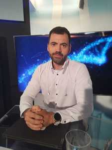 Medicul Ştefan Busnatu: Evenimentele cardiovasculare încep să debuteze de la 40-50 de ani în ţara noastră, din cauza nivelului de stres şi de emoţie negativă pe care îl are societatea românească, asociat cu nivelul de poluare care e în creştere

