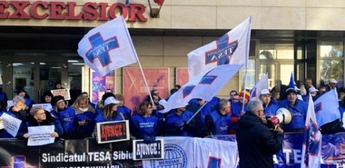 Uniunea Naţională a Sindicatelor TESA din Sănătate condamnă decizia Guvernului de a amâna acordarea drepturilor salariale câştigate definitiv în instanţă - Reprezintă o sfidare directă la adresa Justiţiei şi a angajaţilor din sectorul sanitar

