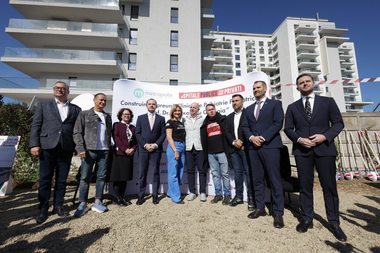 Alexandru Rogobete, după ce a participat la lansarea lucrărilor de construcţie pentru primul Centru de Psihiatrie Pediatrică din România: Ministerul nu va rămâne doar spectator, ci va contribui financiar la dotarea cu echipamente medicale şi mobilier 