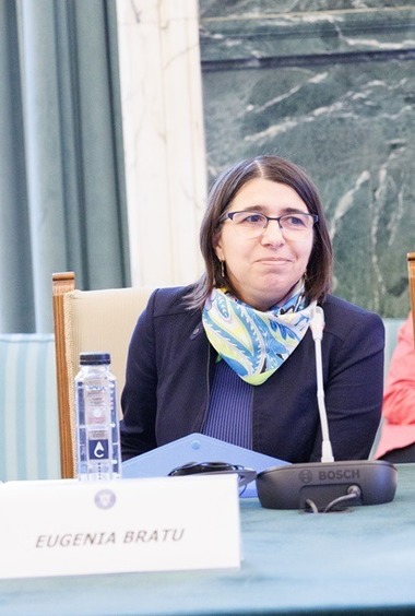 Dr. Eurgenia Bratu: Avem două lucruri care influenţează sănătatea - activitatea fizică şi faptul că stăm prea mult într-un singur loc / La 11 ani, doar 14% din fete fac 60 de minute de activitate fizică pe zi şi 16% dintre băieţi

