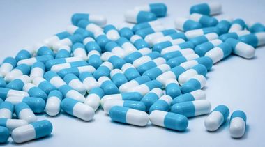 Un antibiotic existent ar putea reduce riscul de schizofrenie la adolescenţi, potrivit unui studiu
